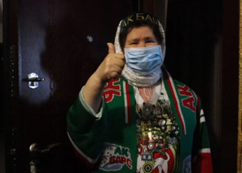 «Ак Барс» привез продукты ветеранам клуба и пожилым болельщикам