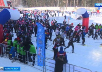 Полиция проводит рейды в магазинах в поисках покупателей без масок