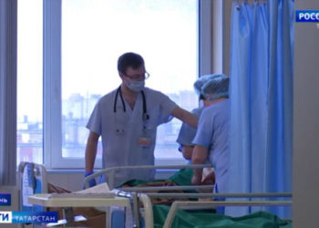 Рустам Минниханов оценил условия, в которых живут медики