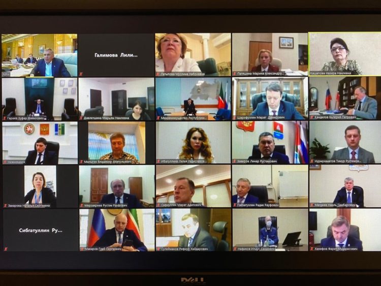 Рустам Минниханов оценил возможность снять ограничения из-за коронавируса