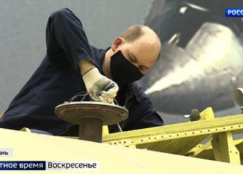 Казанский авиационный завод возобновил работы над стратегическим ракетоносцем Ту-160