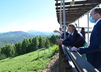 Рустам Минниханов ознакомился с панорамным парком «Гора Туугая» в Горно-Алтайске