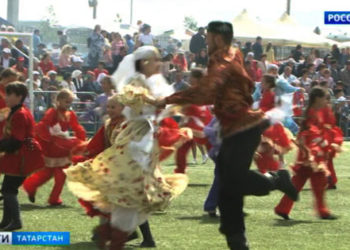 Рустам Минниханов встретился с гендиректором АО «Росагролизинг»