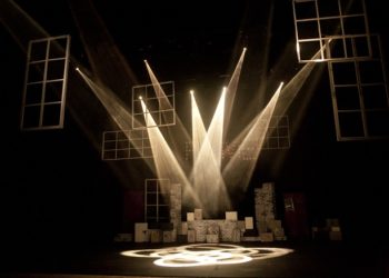 В Челнах поставят спектакль по роману Шамиля Идиатуллина «Город Брежнев»