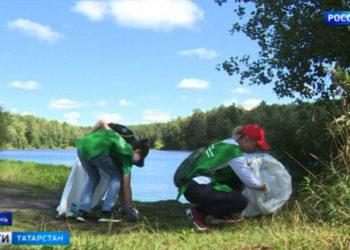 Рустам Минниханов встретился с пилотажной группой «Стрижи»