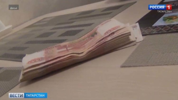 В Татарстане задержали двух женщин, подозреваемых в крупном мошенничестве