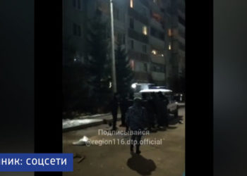 Соцсети: в Казани спецназ взял штурмом квартиру с неадекватным мужчиной
