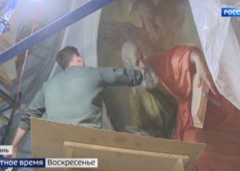 В воссозданном соборе Казанской иконы Божией матери проводят художественную роспись стен