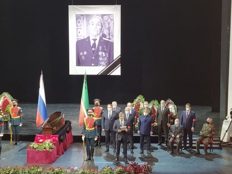 В Казани прощаются с Героем Советского Союза Борисом Кузнецовым