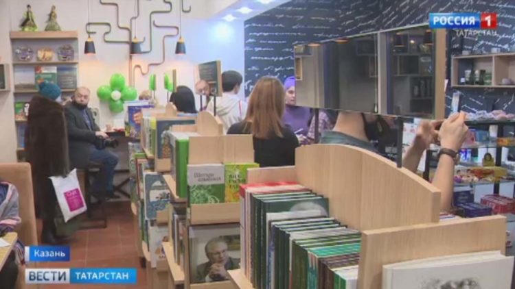 В Казани открыли литературное кафе — там можно провести творческую встречу и презентацию книг