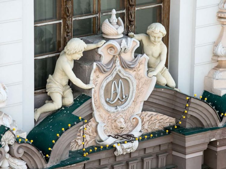 В Казань приедут «Лунные качели»