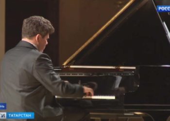 В Казани прошло официальное открытие главной ёлки