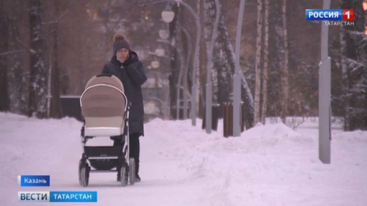 Рустам Минниханов наградил врачей Татарстана за борьбу с коронавирусом