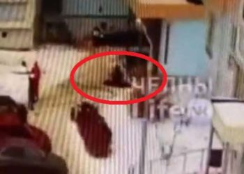 В прокуратуре назвали виновных в инциденте с ребенком, провалившимся в открытый люк в Челнах