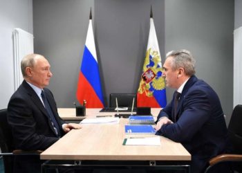 Путин не поверил губернатору Тюменской области после слов о росте реальной зарплаты жителей
