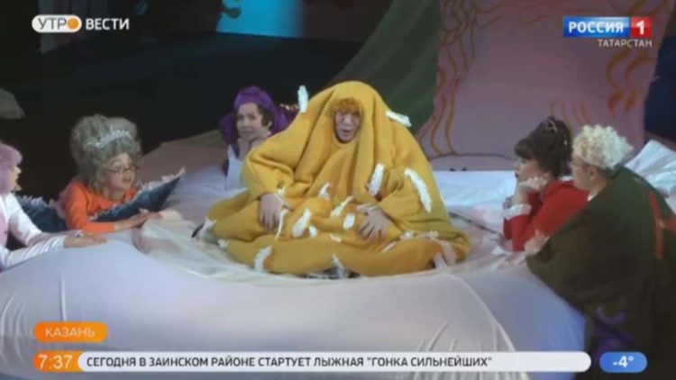 В театре Камала представили премьеру детского спектакля «Душа подушки»