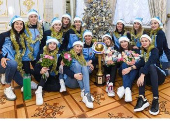 Президент Татарстана наградил женский волейбольный клуб «Динамо-Ак Барс»