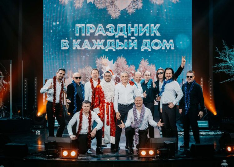 В Казани выступает легендарный Хор Турецкого