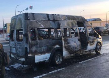 В Челнах подростки подожгли маршрутку. Прокуратура начала проверку