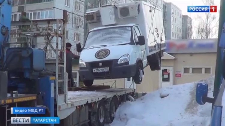 В Казани полицейские ликвидировали киоски, принадлежавшие ОПГ