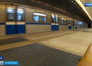 Цены на импортные розы и тюльпаны подскочили почти в два раза