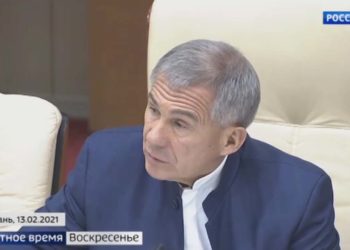 Рустам Минниханов оценил ситуацию с коронавирусом в школах и вузах Татарстана