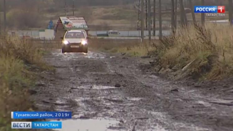 Антипрививочники пытались сорвать обсуждение экспертов вакцины от коронавируса