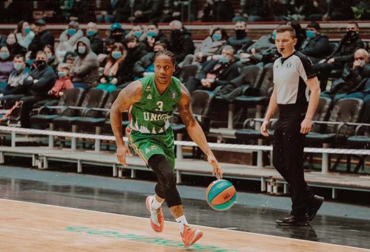 «УНИКС» обыграл саратовский «Автодор» в гостях