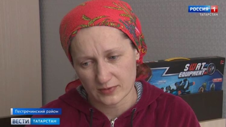 Регина Балашева, оставшаяся с тремя детьми после гибели мужа, поблагодарила людей за помощь