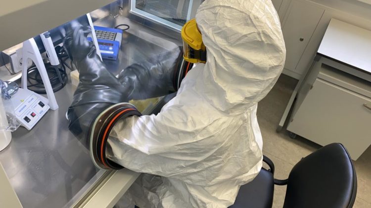 В Центре гигиены и эпидемиологии РТ в сутки делают 1200 ПЦР-тестов на коронавирус