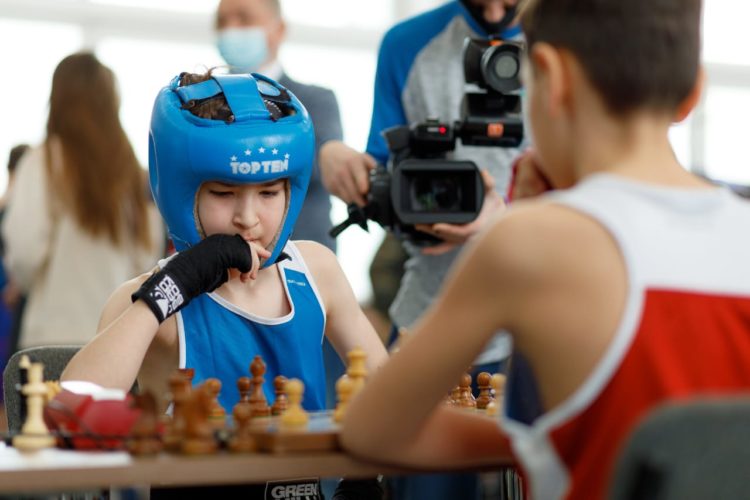 Спортсмены из Татарстана заняли призовые места в первом официальном турнире по шахбоксу в России среди детей