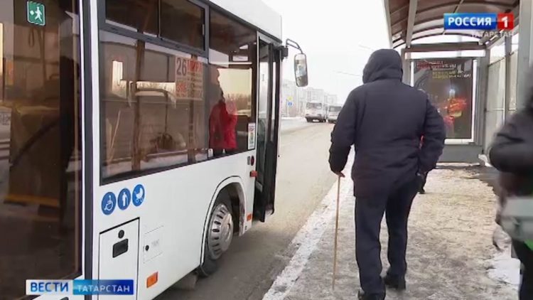 В Челнах перевозчики жалуются на нерентабельность больших автобусов