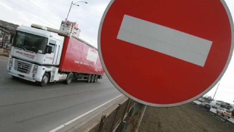 С апреля в Татарстане временно ограничат движение большегрузов