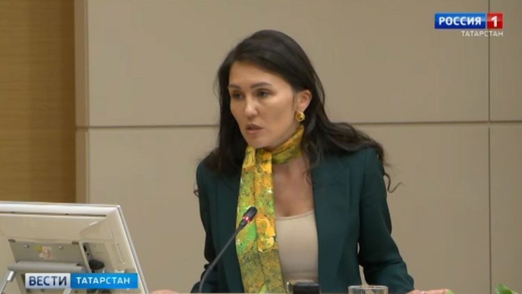 В казанском ТЮЗе поставили спектакль по сказке «Синяя птица»