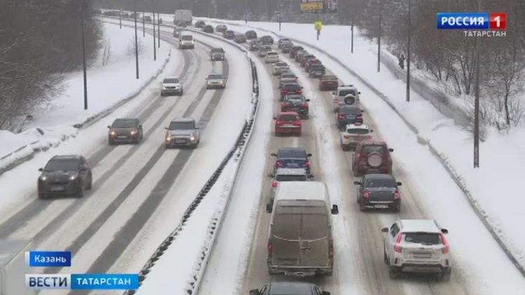 Рустам Минниханов жестко отчитал глав районов за коррупцию на их территориях