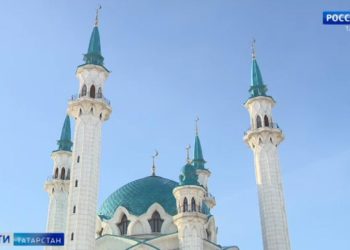 В Казанском кремле рассказали историю возведения мечети Кул Шариф в честь 25-летия с начала строительства