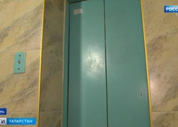 Жители казанской многоэтажки пожаловались на регулярно ломающийся лифт