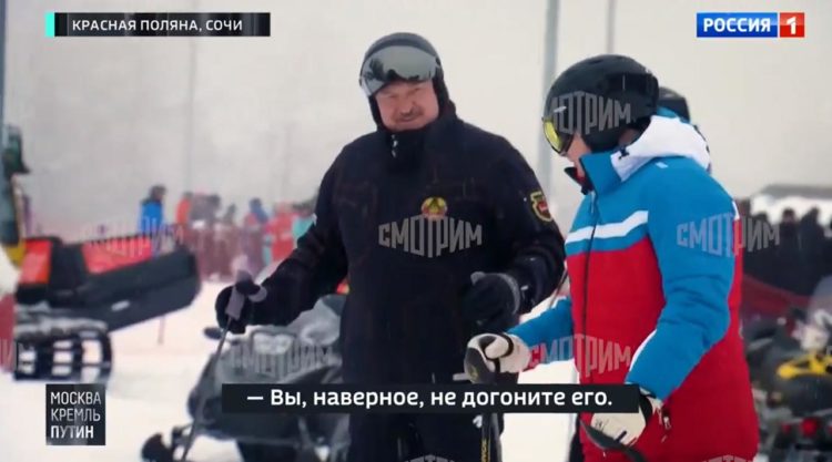 Владимир Путин, Александр Лукашенко и его сын Николай совершили лыжную прогулку
