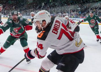 Капитан ХК «Авангард» попал в больницу в Казани в тяжелом состоянии