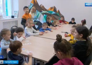 На Каме начался ледоход-на месяц позднее, чем обычно