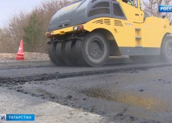 Спасатели жизней: в Казани чествуют сотрудников скорой помощи