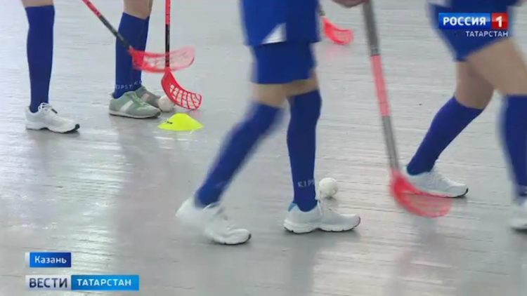 На Каме начался ледоход-на месяц позднее, чем обычно