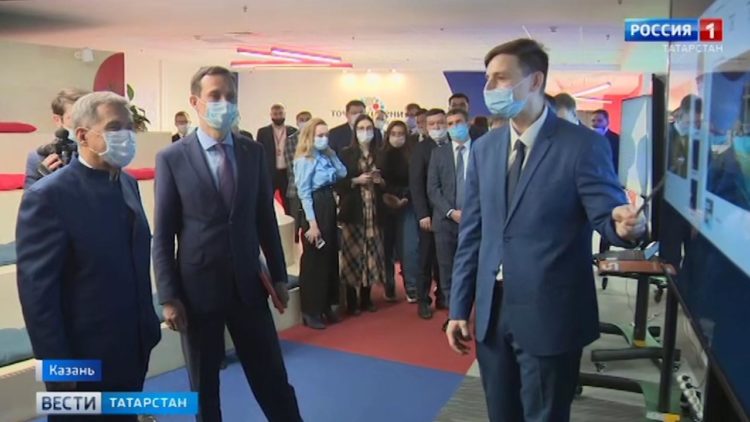 На Каме начался ледоход-на месяц позднее, чем обычно