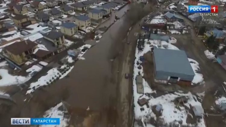 Вахитовский районный суд Казани отправил в СИЗО бывшего сотрудника полиции