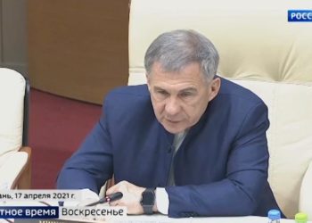 Рустам Минниханов сделал прививку против коронавируса
