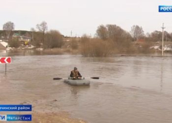 Рустаму Минниханову представили пять проектов строительства в историческом центре Казани