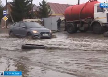 Рустам Минниханов: Татары из регионов вносят огромный вклад в сохранение родного языка