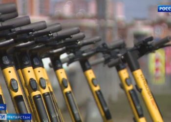 Двухколесный бум: Казань заполонили брошенные электросамокаты