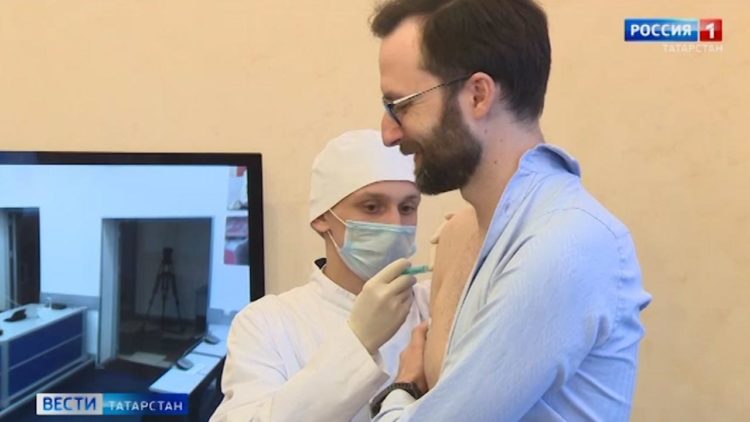 Шаймиев вручил награды за вклад в деятельность Фонда «Возрождение»