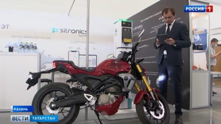 В Казани представили зарядную инфраструктуру для электротранспорта